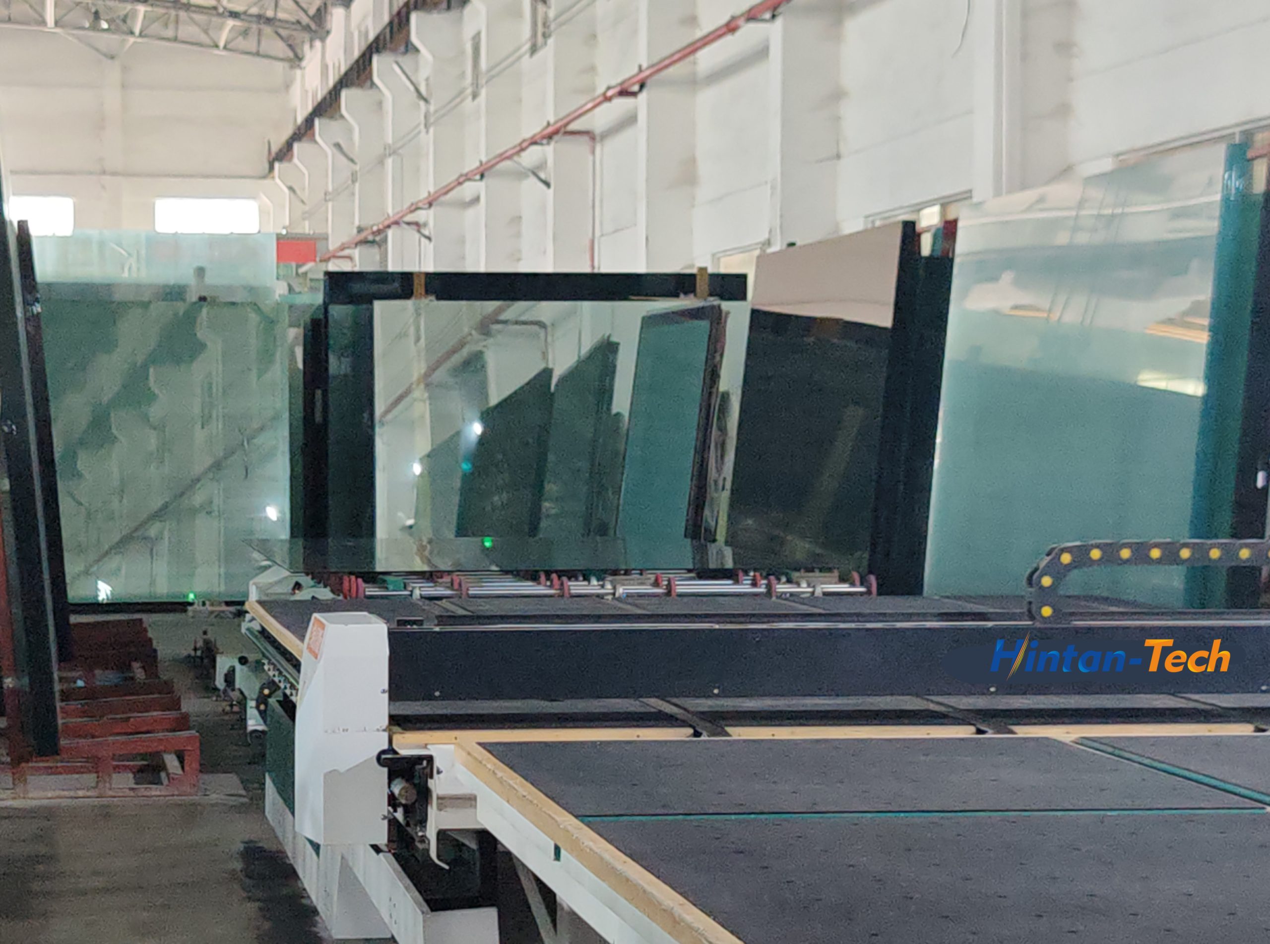 AUTOMATIC GLASS CUTTING LINE Hintan-Tech